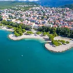 Διαμέρισμα House House *
