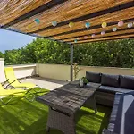House House Διαμέρισμα *